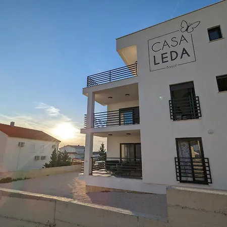 Apartment Casa Leda Banjol *