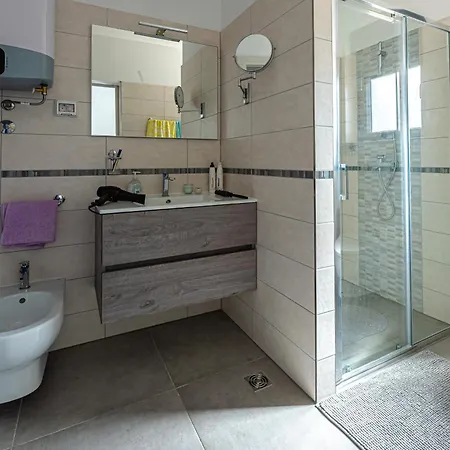 Casa Leda Banjol * Barbat na Rabu